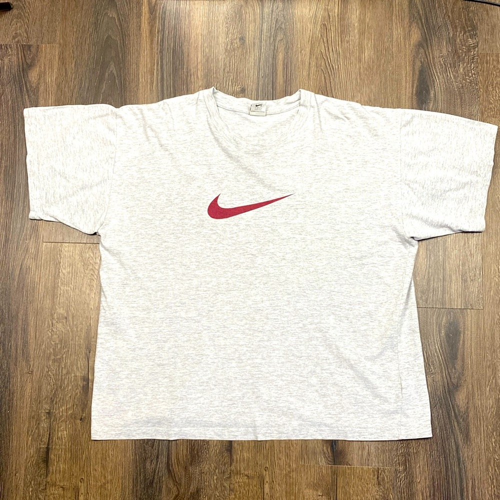 Men’s VINTAGE Nike t-shirt XL
